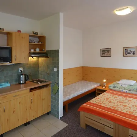 Apartament 300